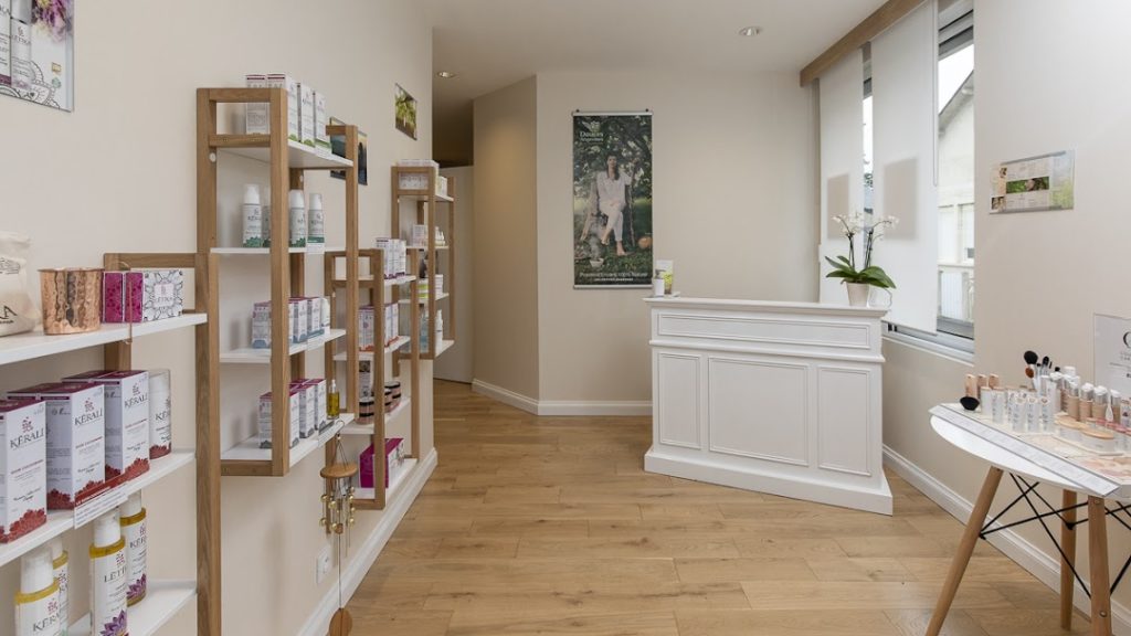L'institut utilise des produits 100% naturels et certifiés Bio respectueux de votre peau et de l’environnement.